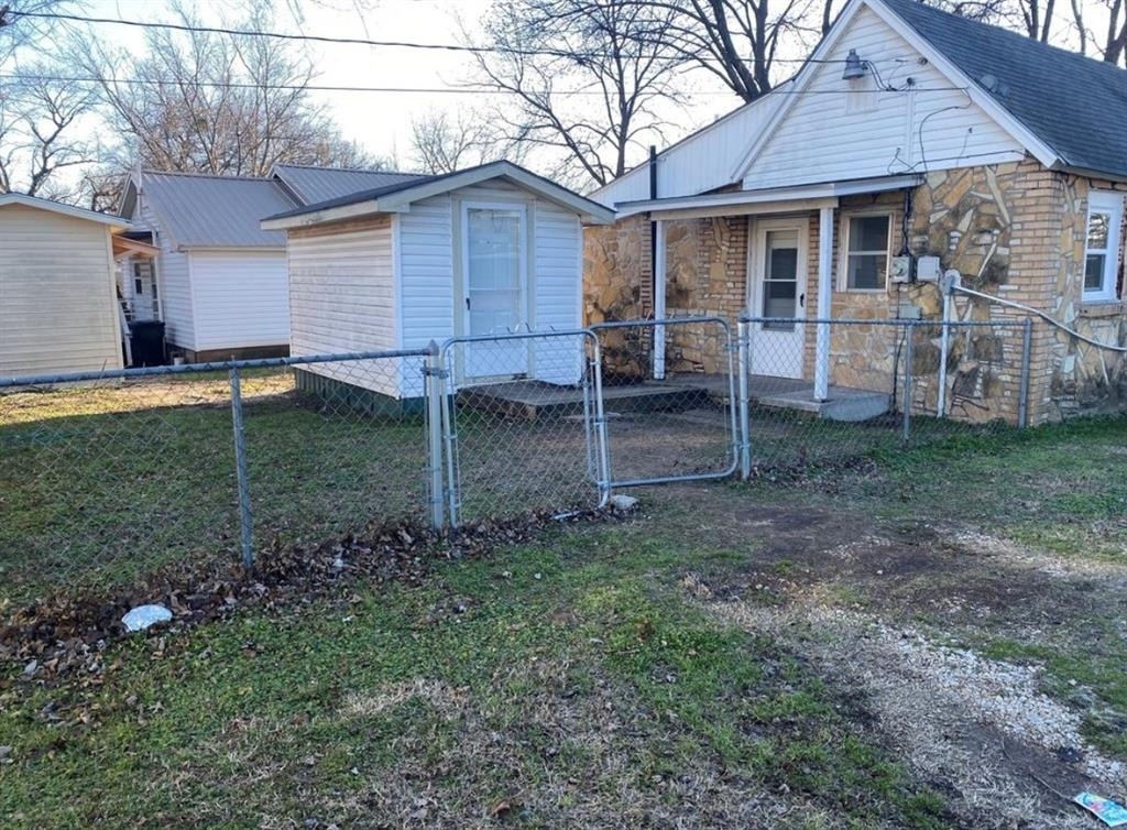 800 S 2nd Street - Photo 13
