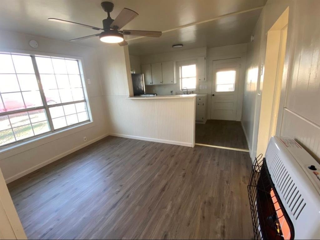 800 S 2nd Street - Photo 2