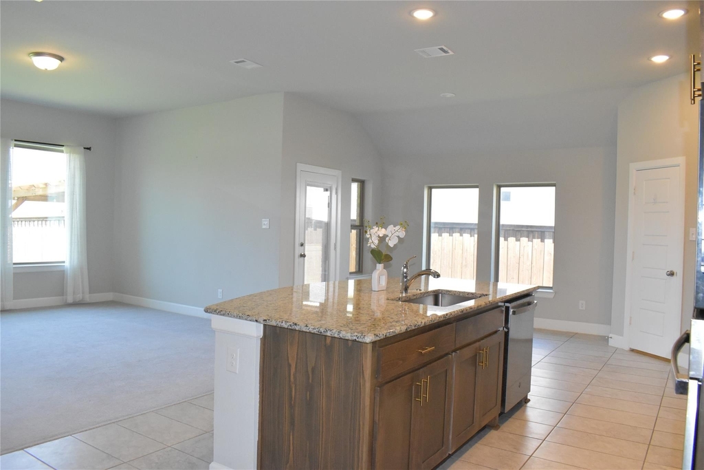 2900 Bluff Creek Drive - Photo 16