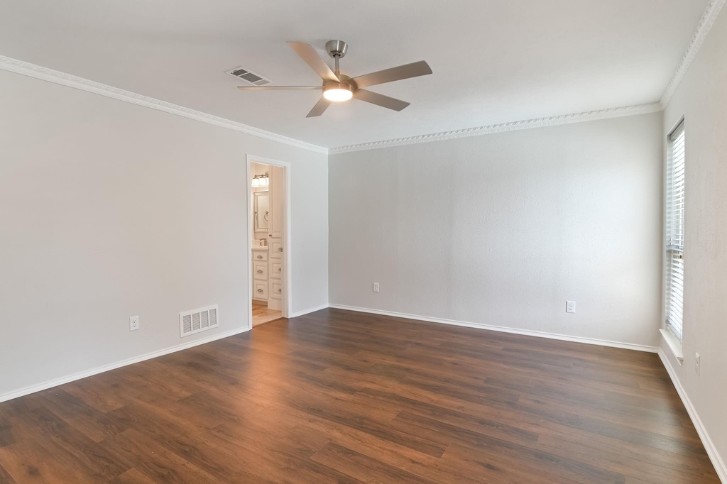 2724 Glen Forest Lane - Photo 7
