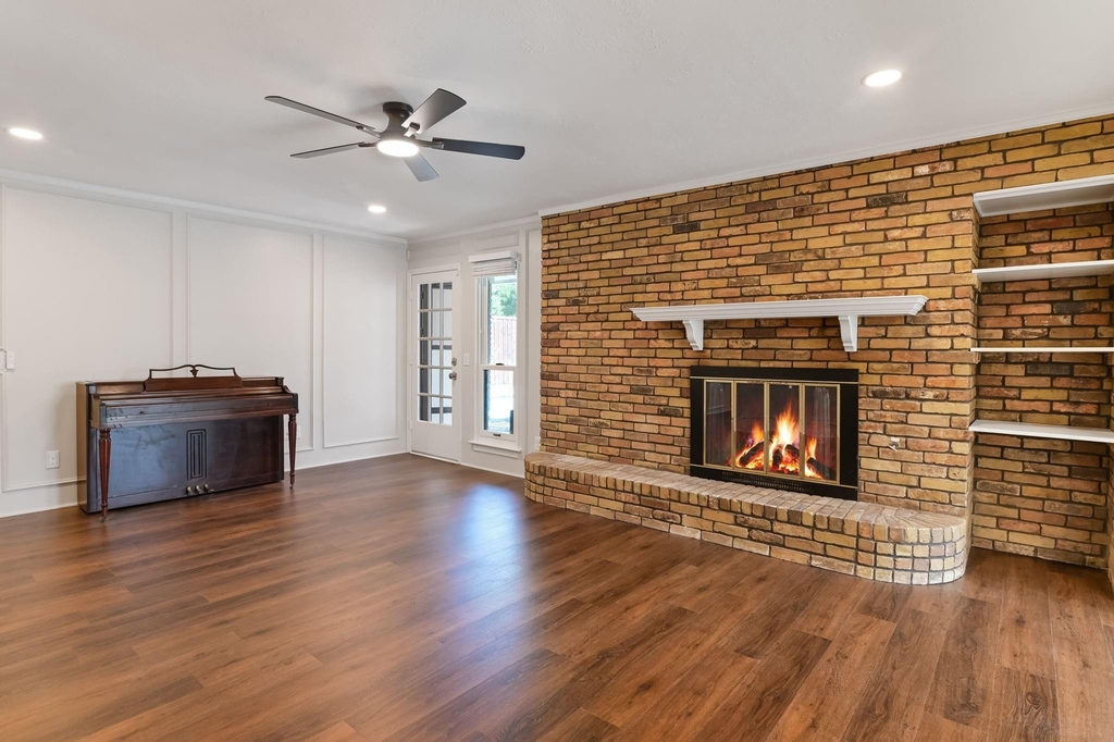 2724 Glen Forest Lane - Photo 1