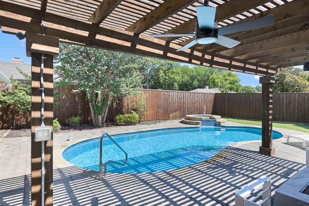 2724 Glen Forest Lane - Photo 14