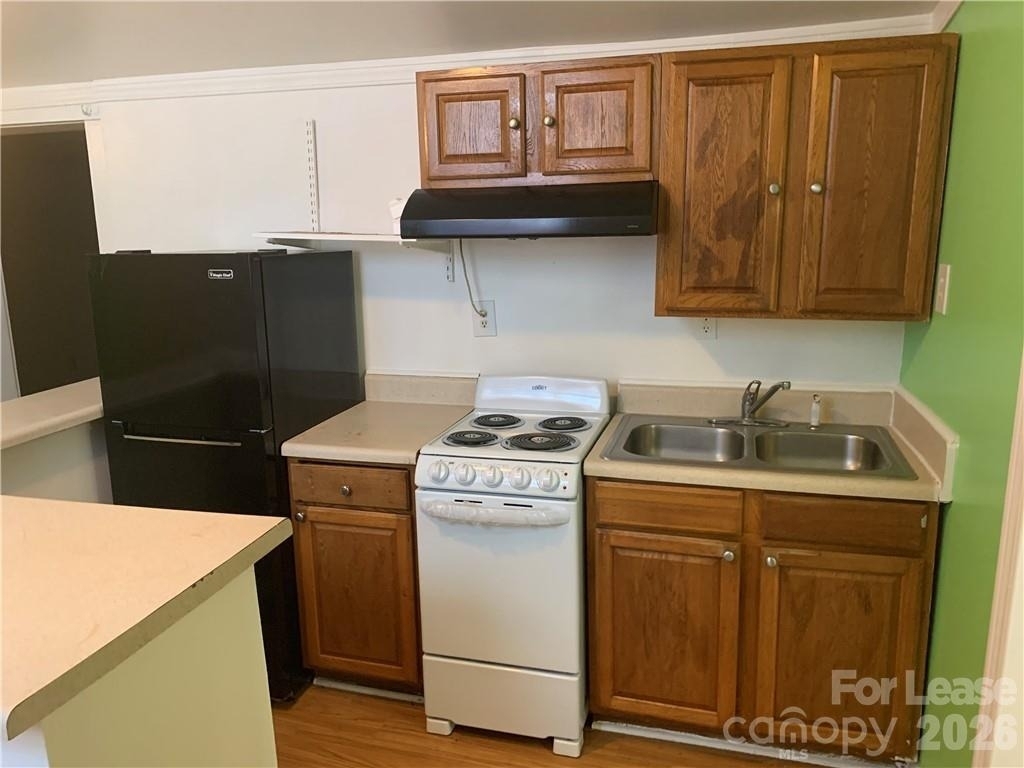 544 N Center Street - Photo 5