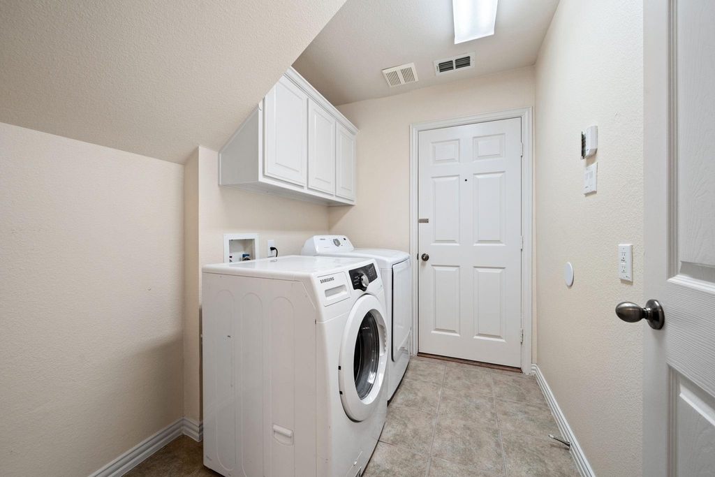 2653 Whispering Trail - Photo 27