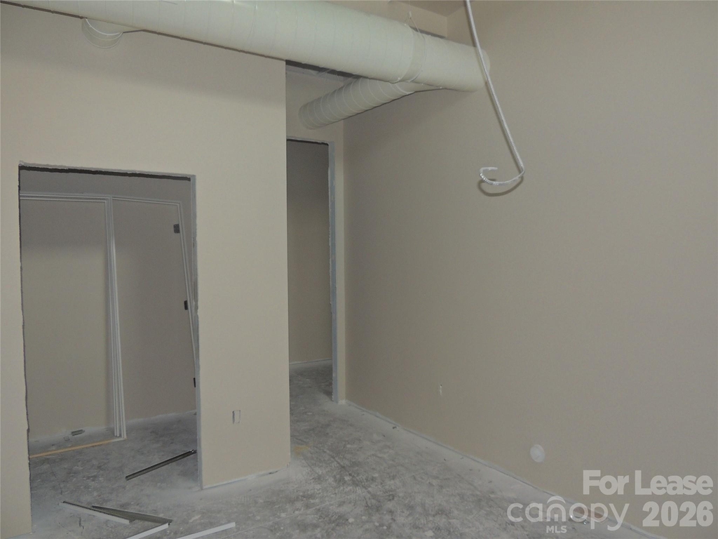 122 W Court Street - Photo 5