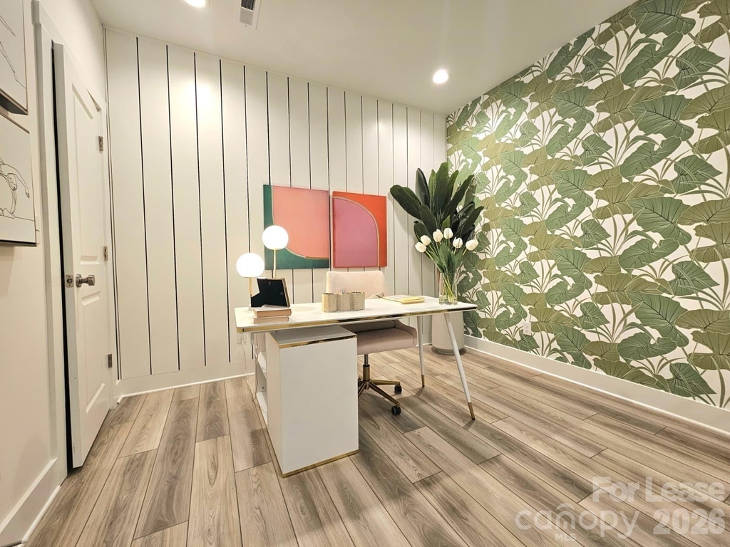 421 Prine Place - Photo 1