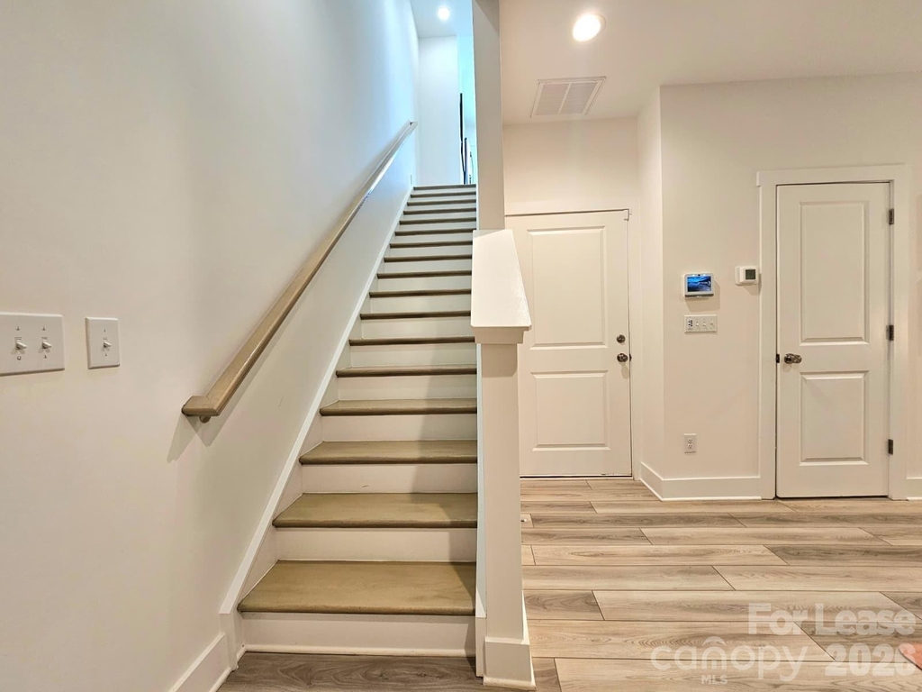 421 Prine Place - Photo 4