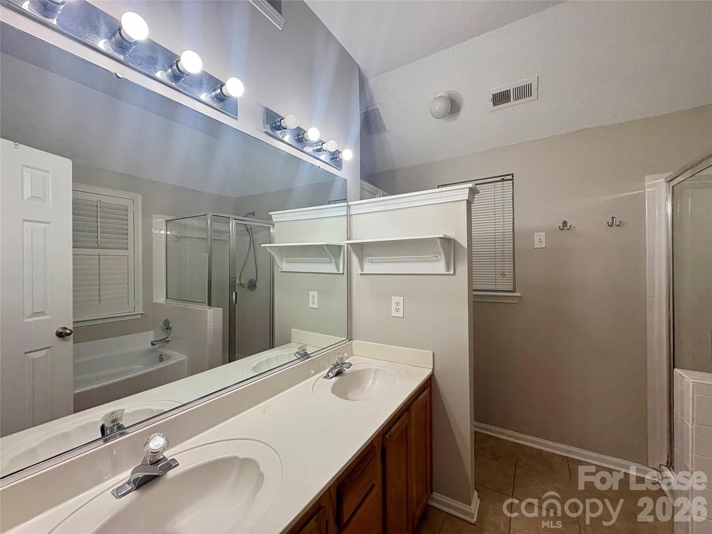 5517 Brook Falls Court - Photo 26