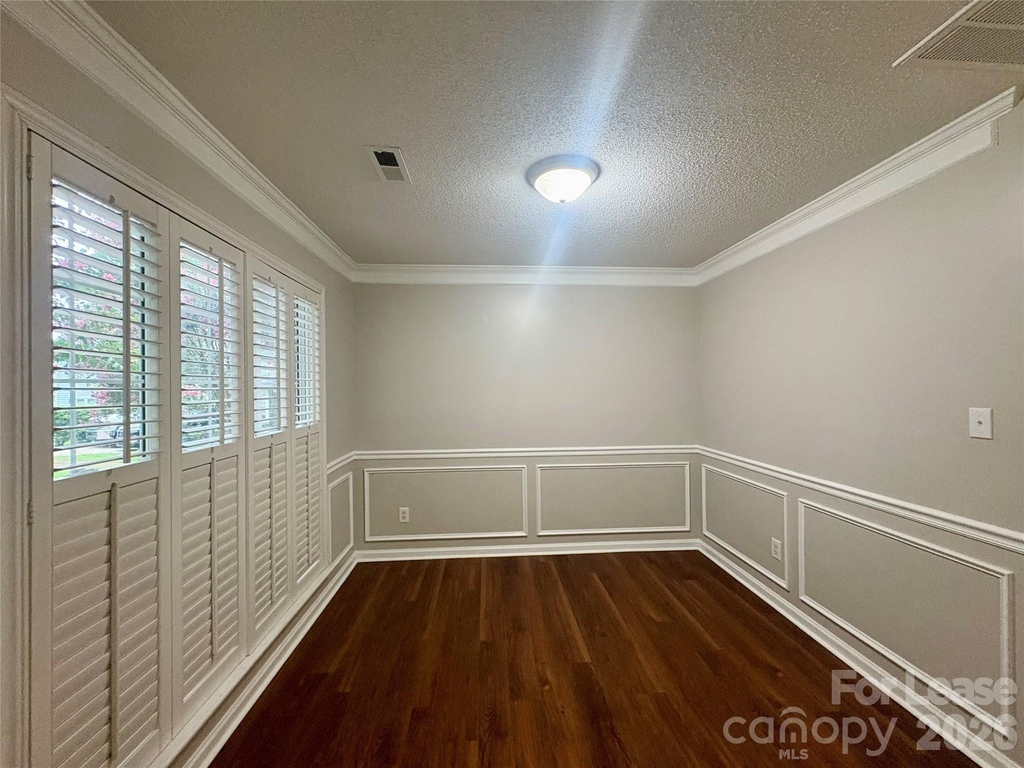 5517 Brook Falls Court - Photo 20