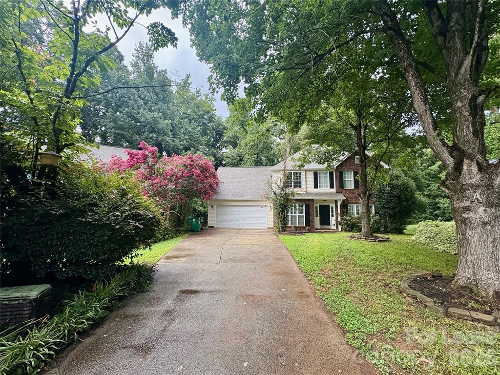5517 Brook Falls Court - Photo 0