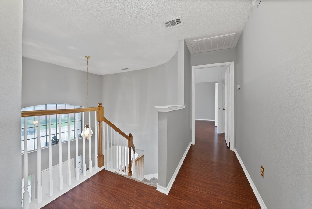 745 Woodridge Drive - Photo 20