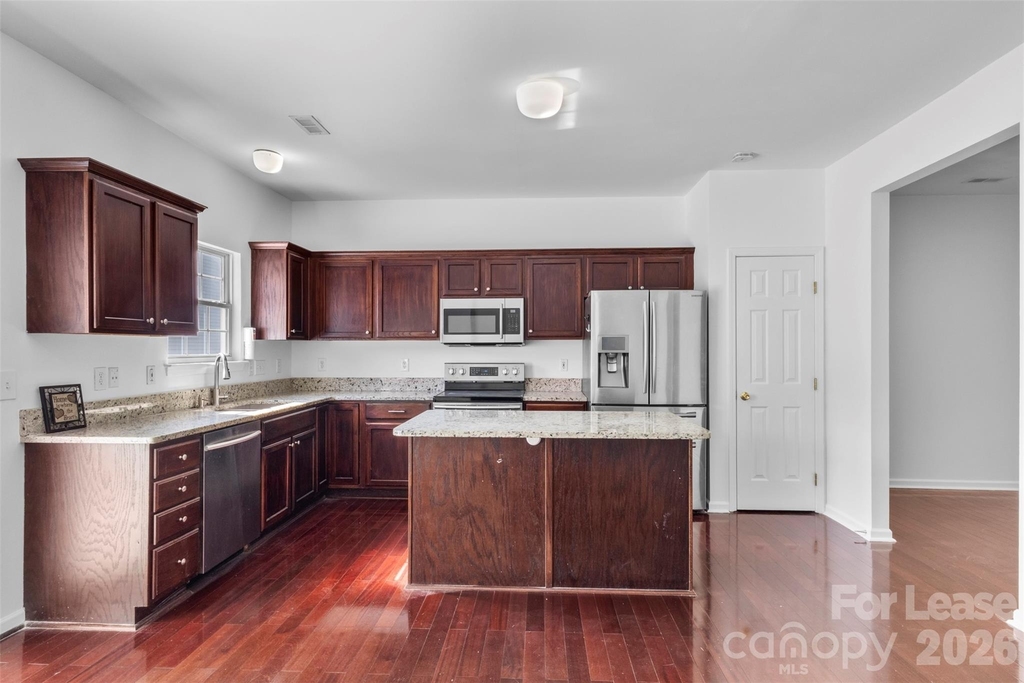 11022 Garden Oaks Lane - Photo 5