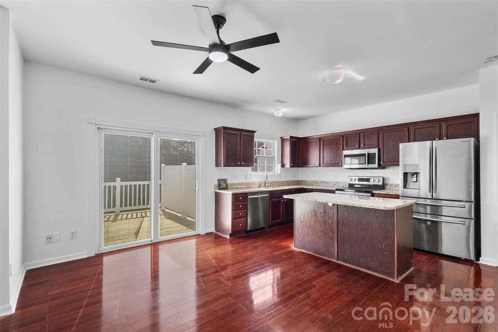 11022 Garden Oaks Lane - Photo 4