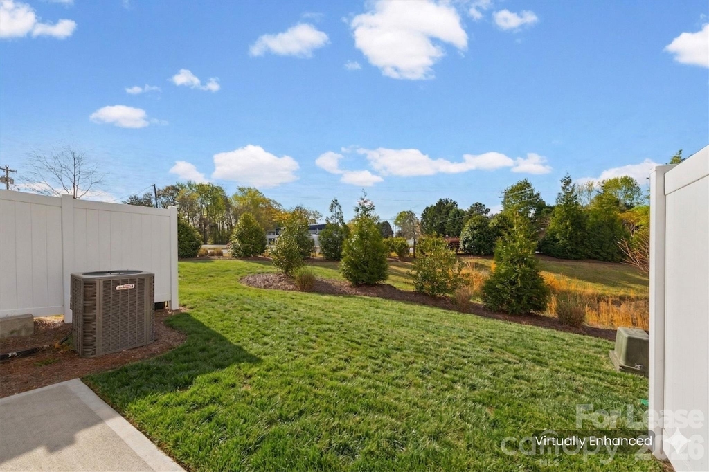 217 Brooks Springs Drive - Photo 36