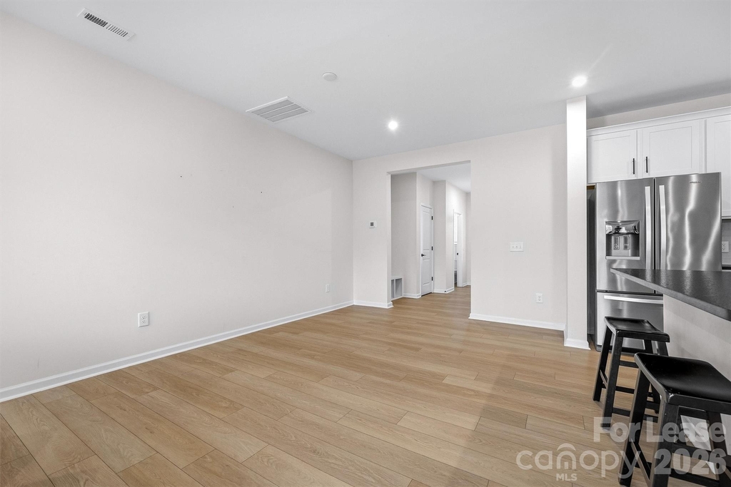 217 Brooks Springs Drive - Photo 13