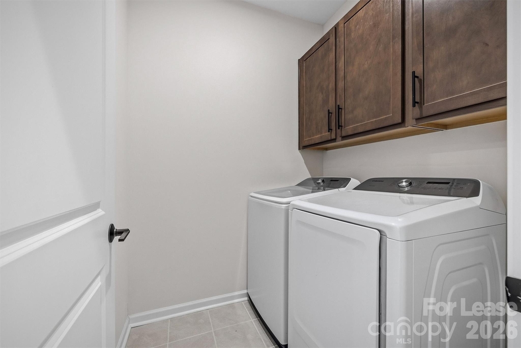 217 Brooks Springs Drive - Photo 35