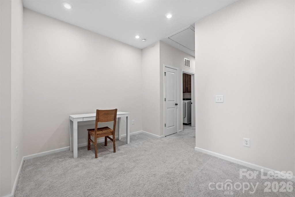 217 Brooks Springs Drive - Photo 27