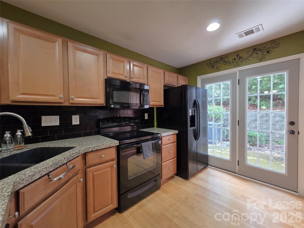 360 Tidmarsh Court Nw - Photo 4