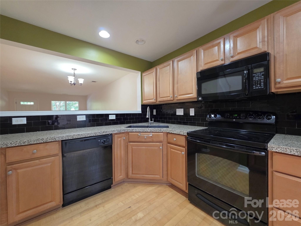 360 Tidmarsh Court Nw - Photo 5