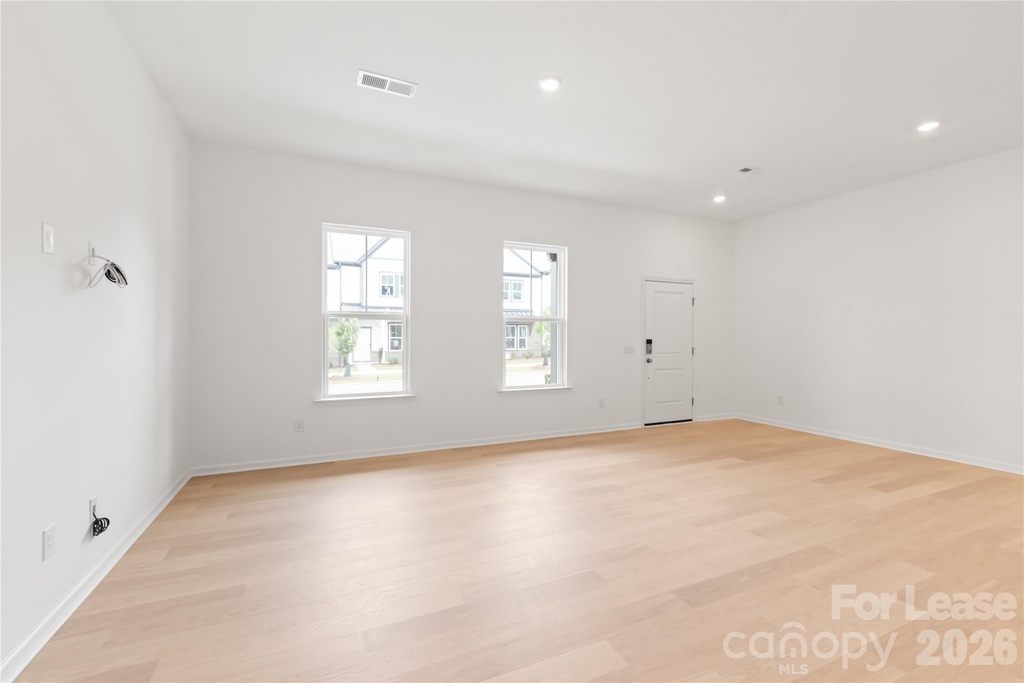 204 Silver Fleet Drive - Photo 7