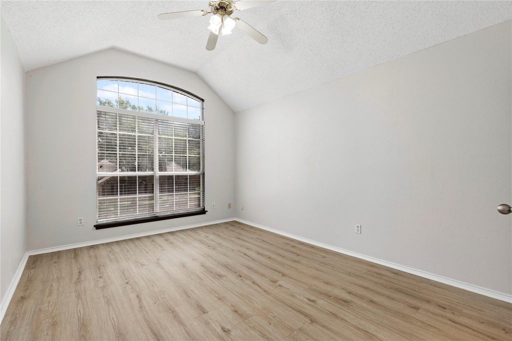 7421 Avalon Drive - Photo 18