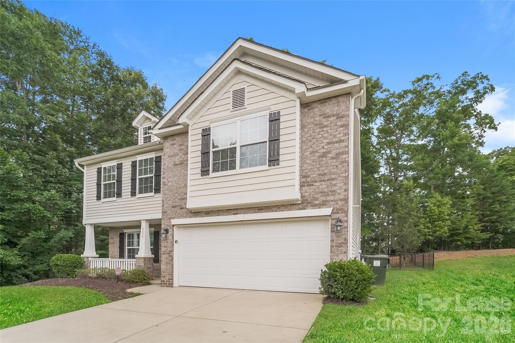 2028 Misty Rose Lane - Photo 1