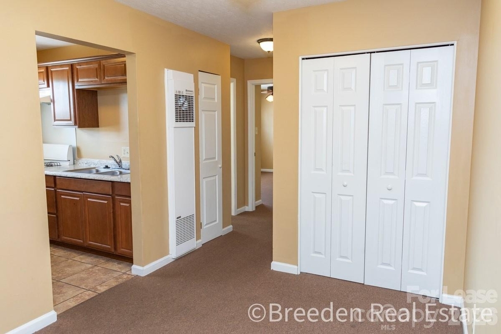 239 Maple Street - Photo 6