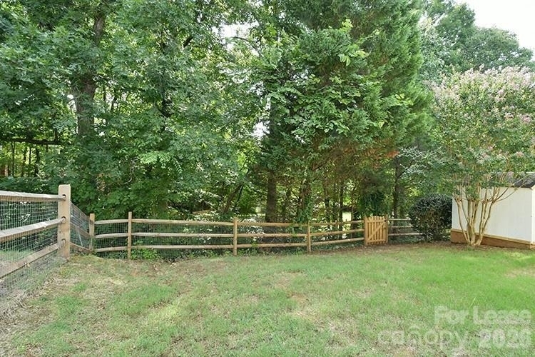 8715 Challenger Drive - Photo 25