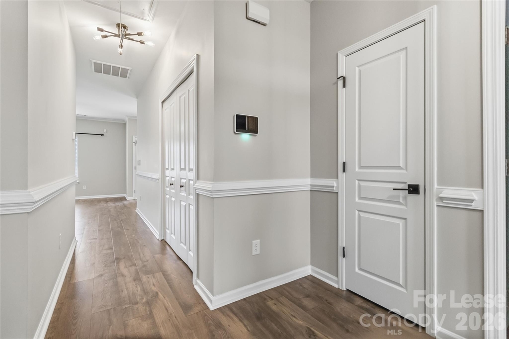 8710 Arrowhead Place Lane - Photo 5