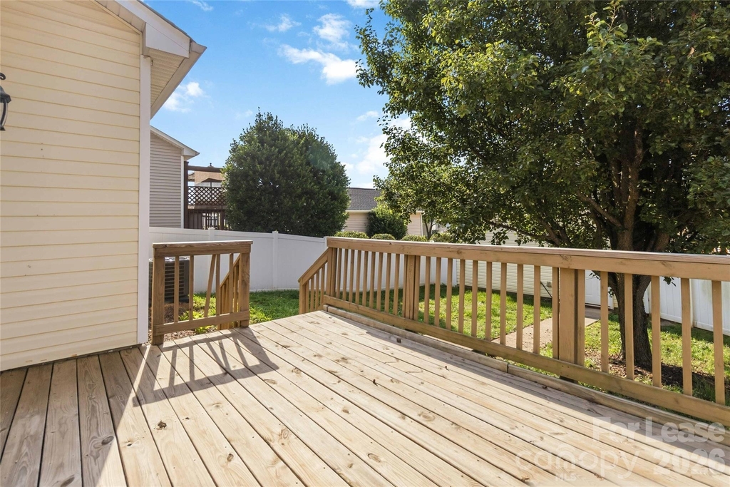 8710 Arrowhead Place Lane - Photo 22