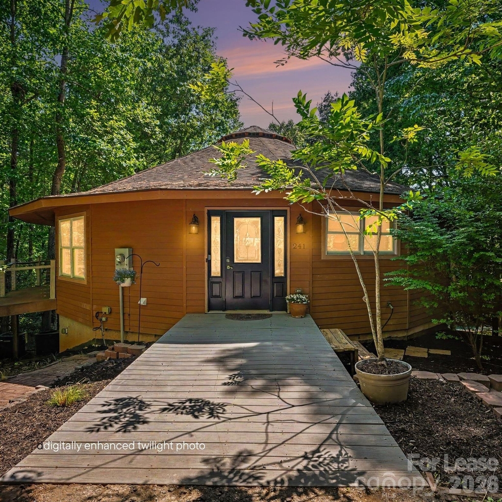 241 Spring Shore Road - Photo 0