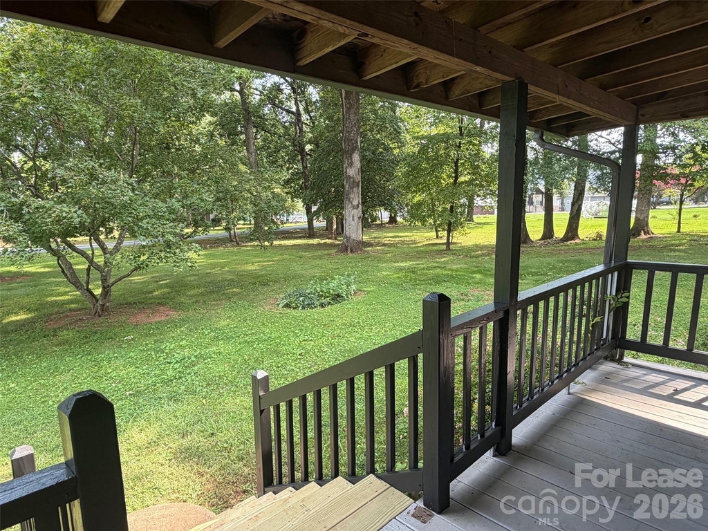 8112 Blackwood Road - Photo 0