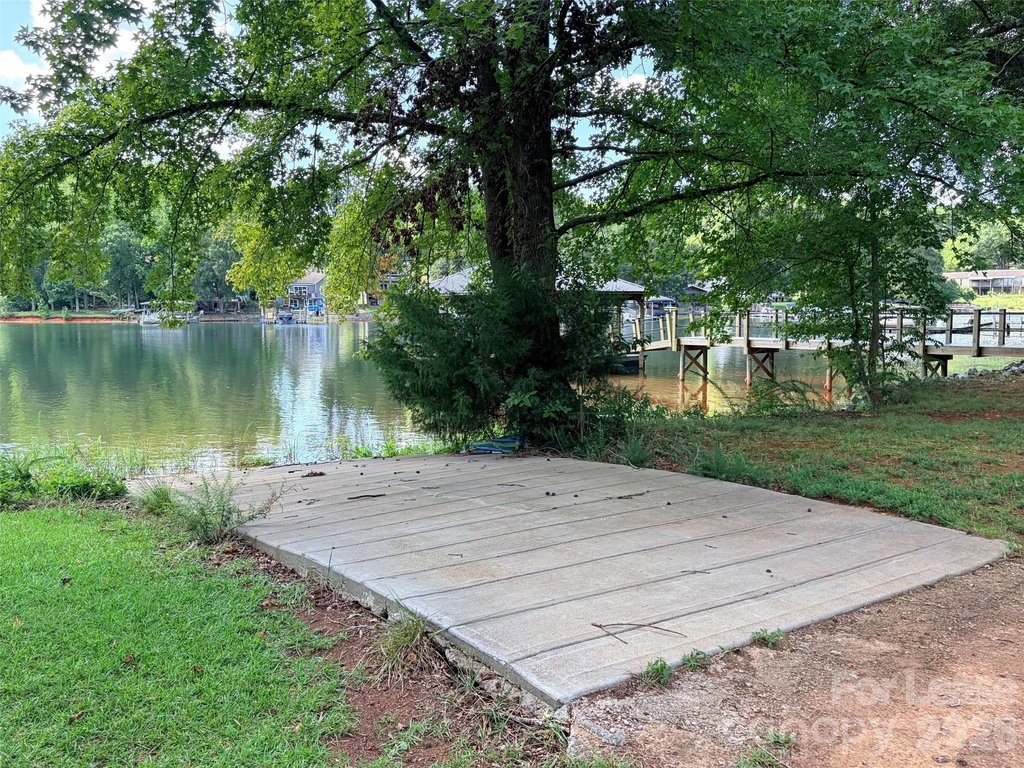 8112 Blackwood Road - Photo 18