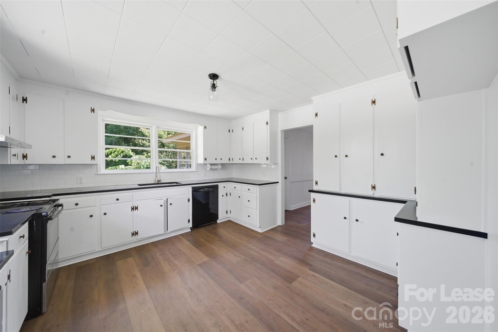 2988 Great Falls Highway - Photo 11