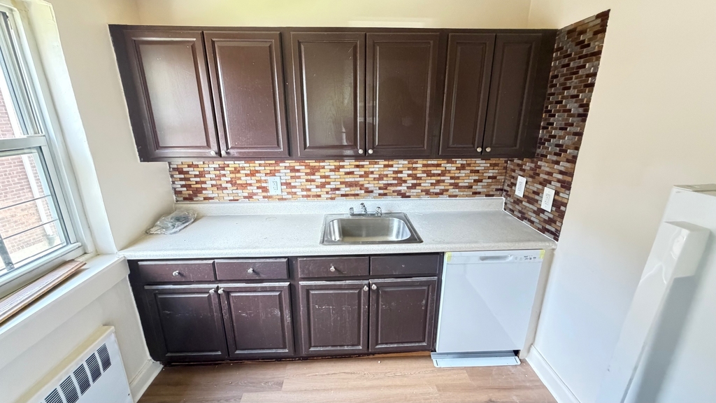 156-36 71st Avenue - Photo 3