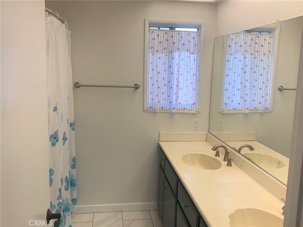 2114 Forbes - Photo 18