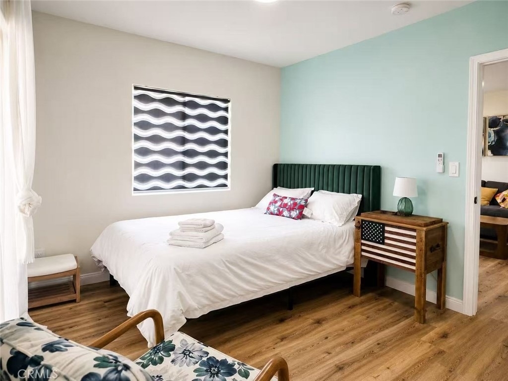 559 E Juanita - Photo 3