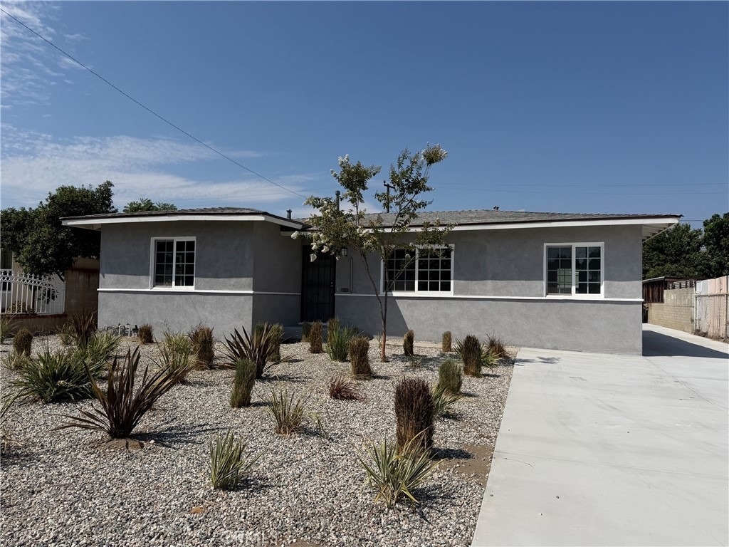 11583 Embree - Photo 0