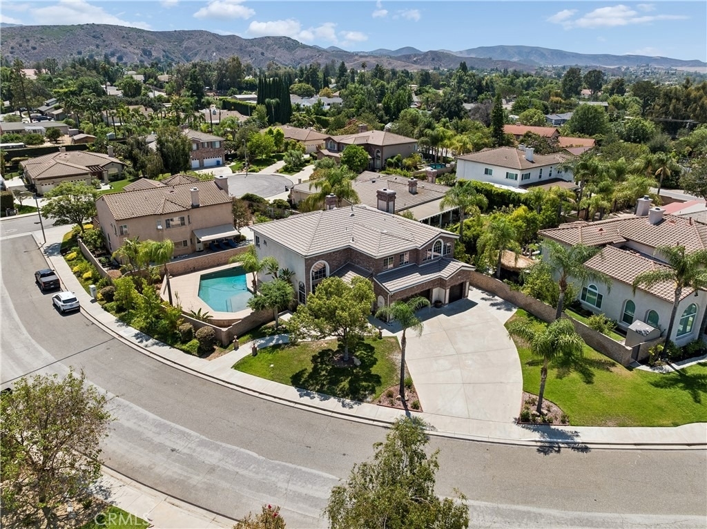 847 Amaryllis Avenue - Photo 3