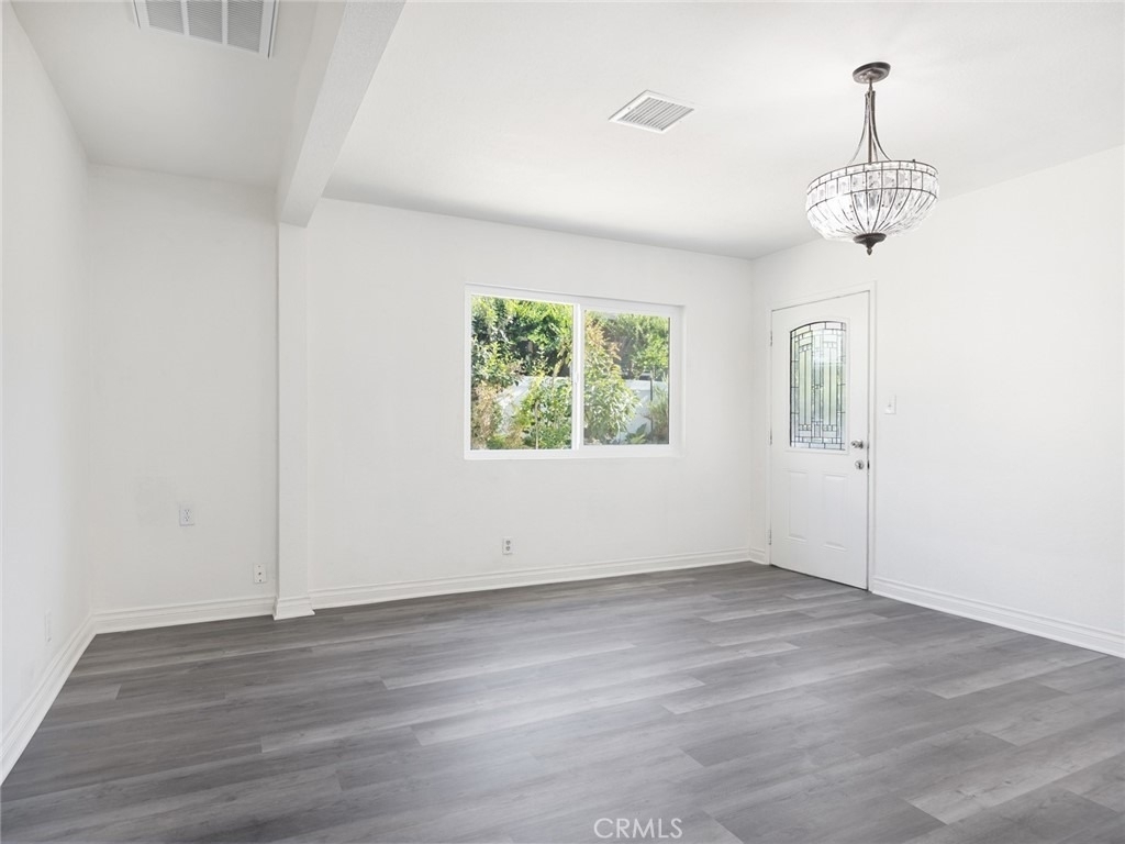 5020 Topanga Canyon Boulevard - Photo 3