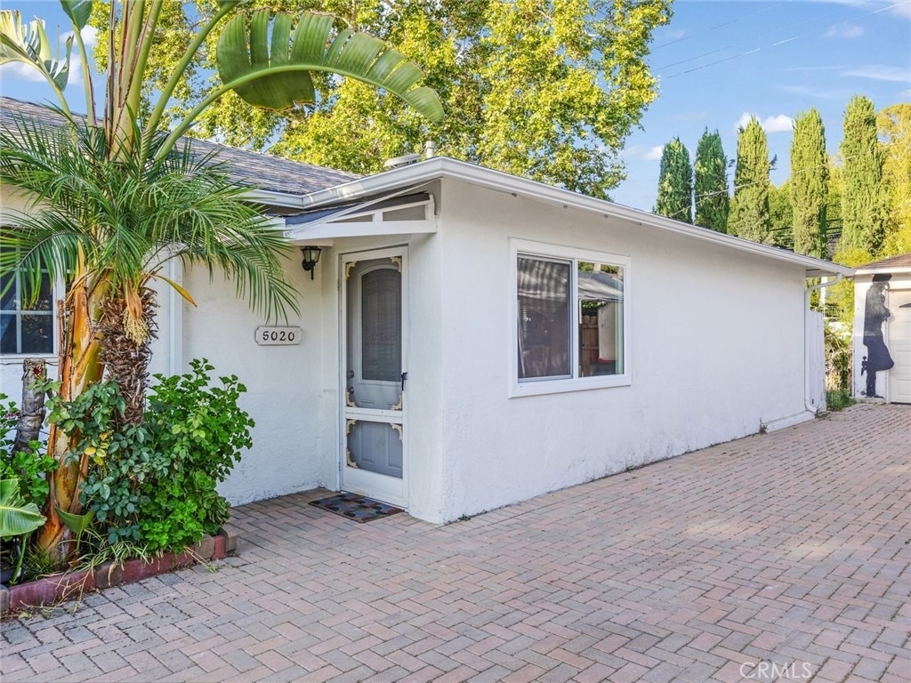 5020 Topanga Canyon Boulevard - Photo 2