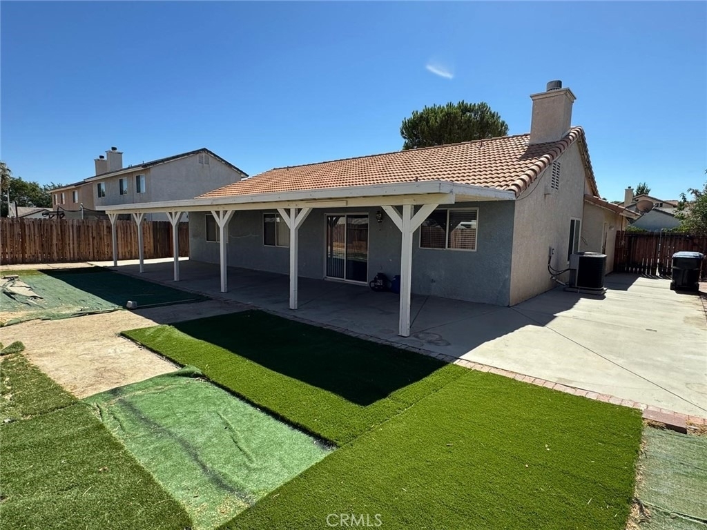 1229 Onyx - Photo 19