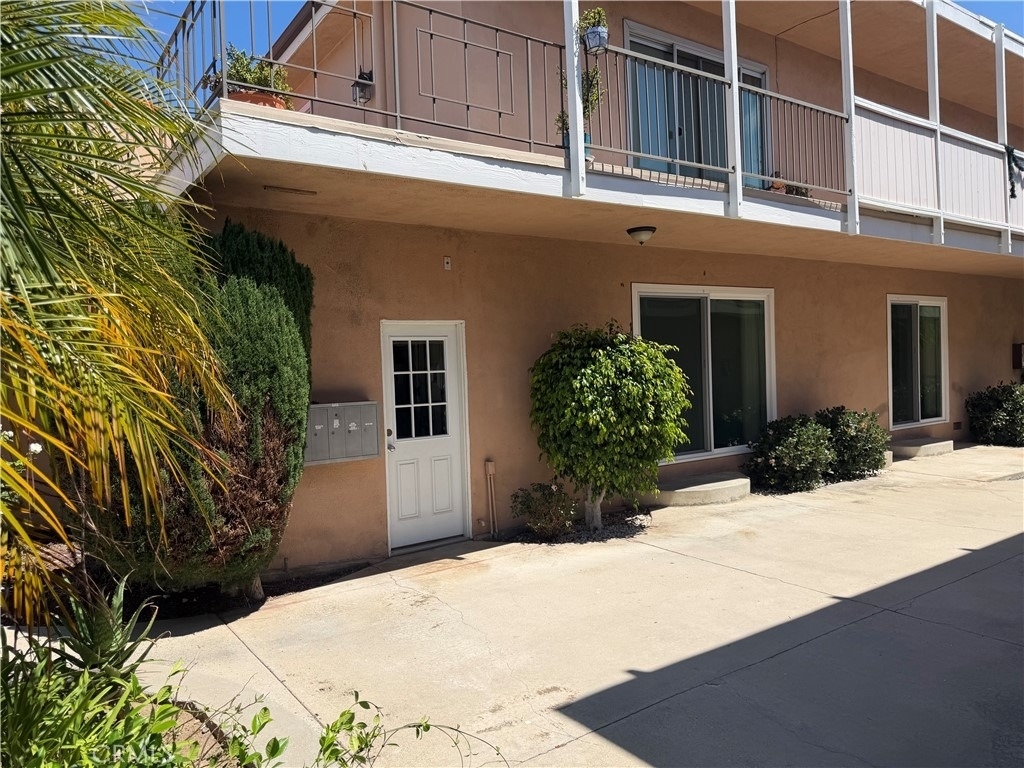 224 Lomita - Photo 0