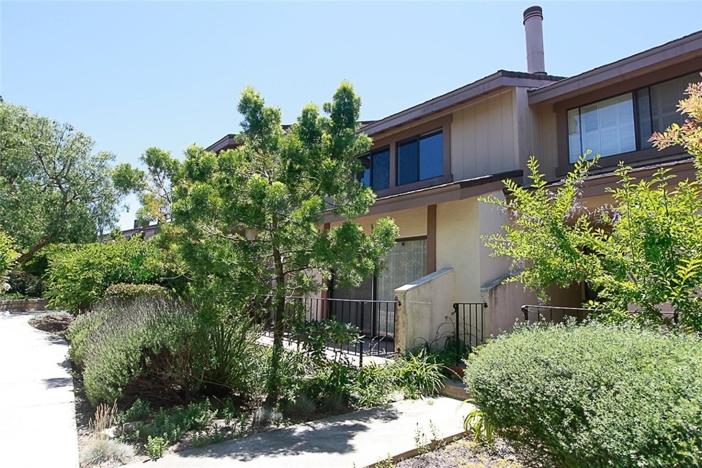 28116 Ridgepoint Court - Photo 0
