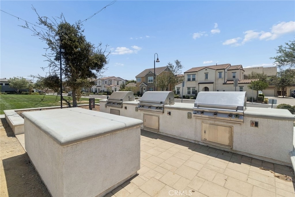 2811 E Kendall - Photo 35
