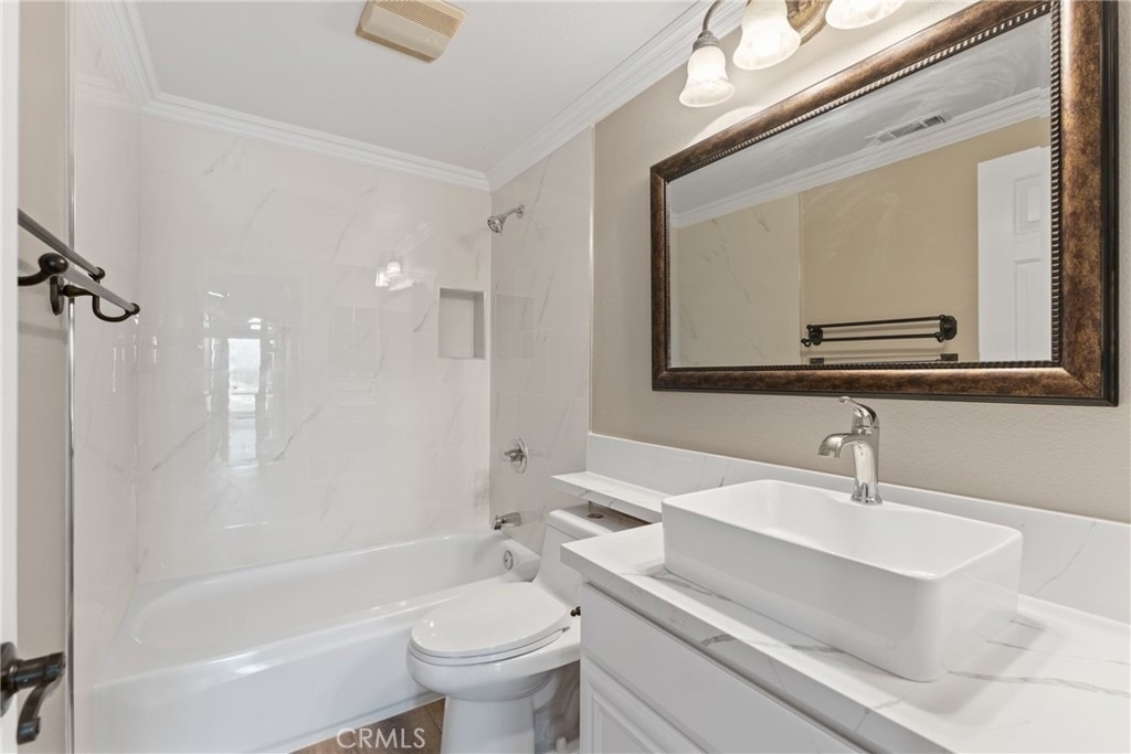 6430 Regents Court - Photo 28