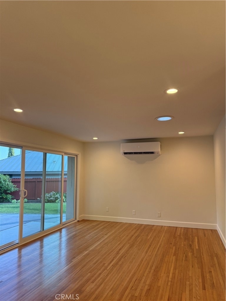 720 Circle Drive - Photo 3