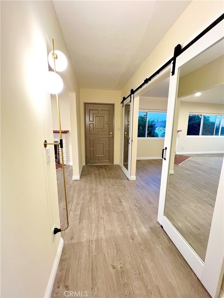 2277 Alexdale Ln - Photo 4