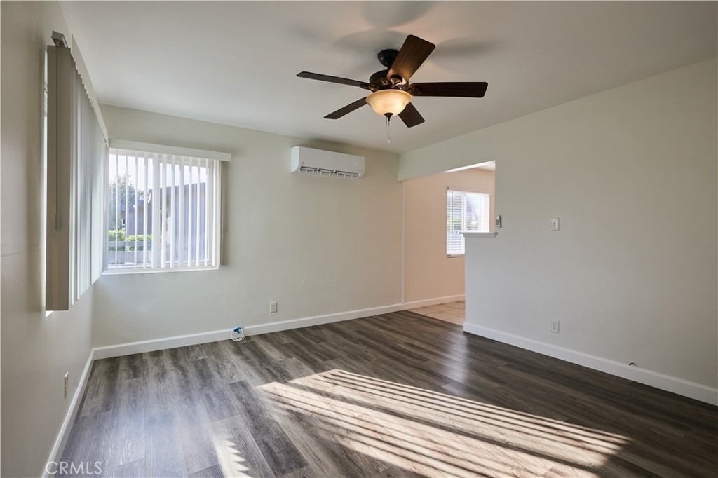 3644 Russell Street - Photo 2