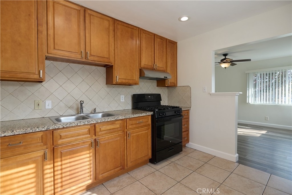 3644 Russell Street - Photo 6